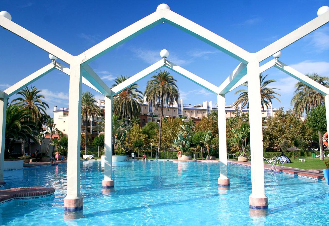 Clc Benal Beach Aparthotel Benalmádena Buitenkant foto