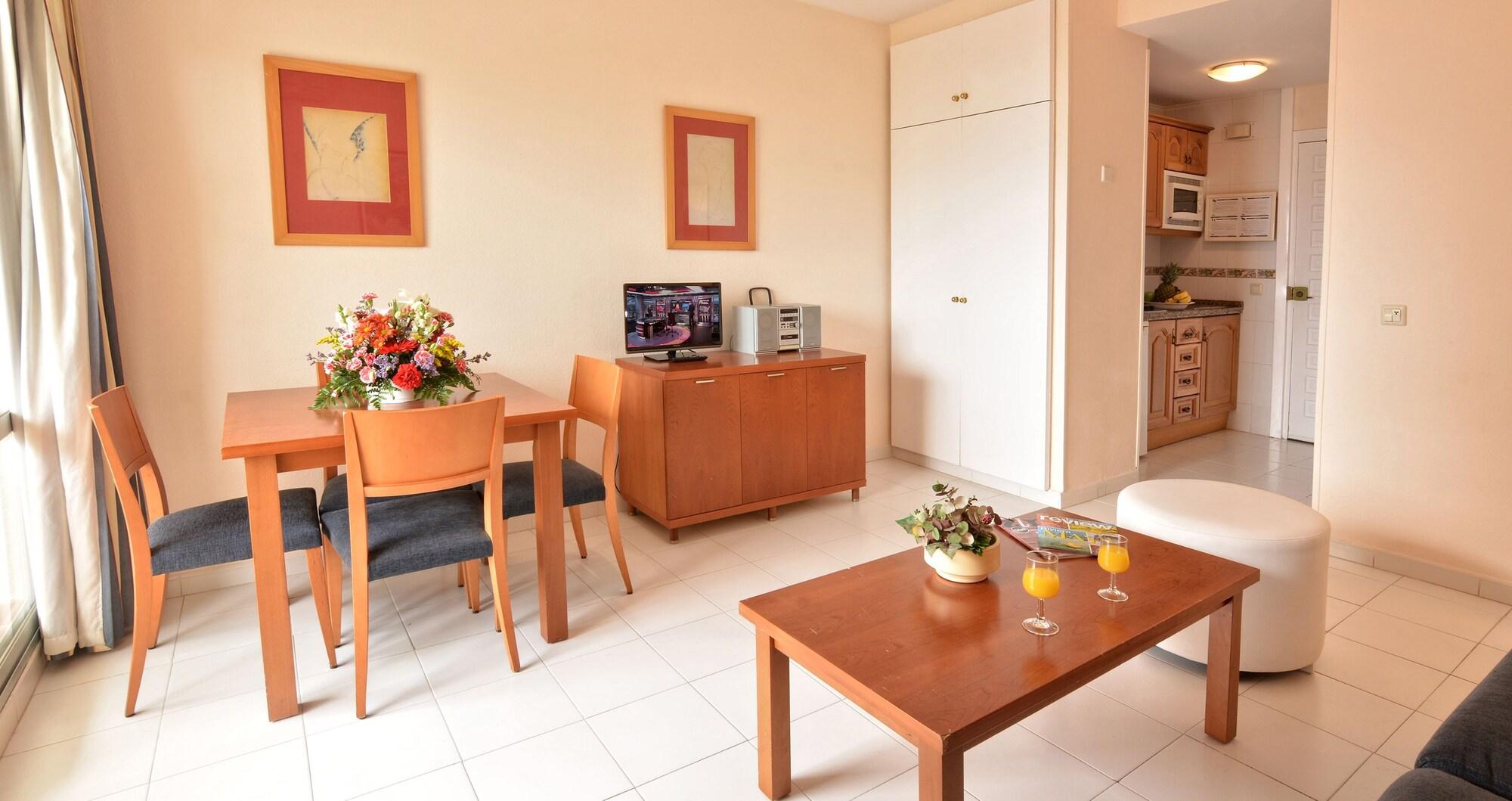 Clc Benal Beach Aparthotel Benalmádena Buitenkant foto