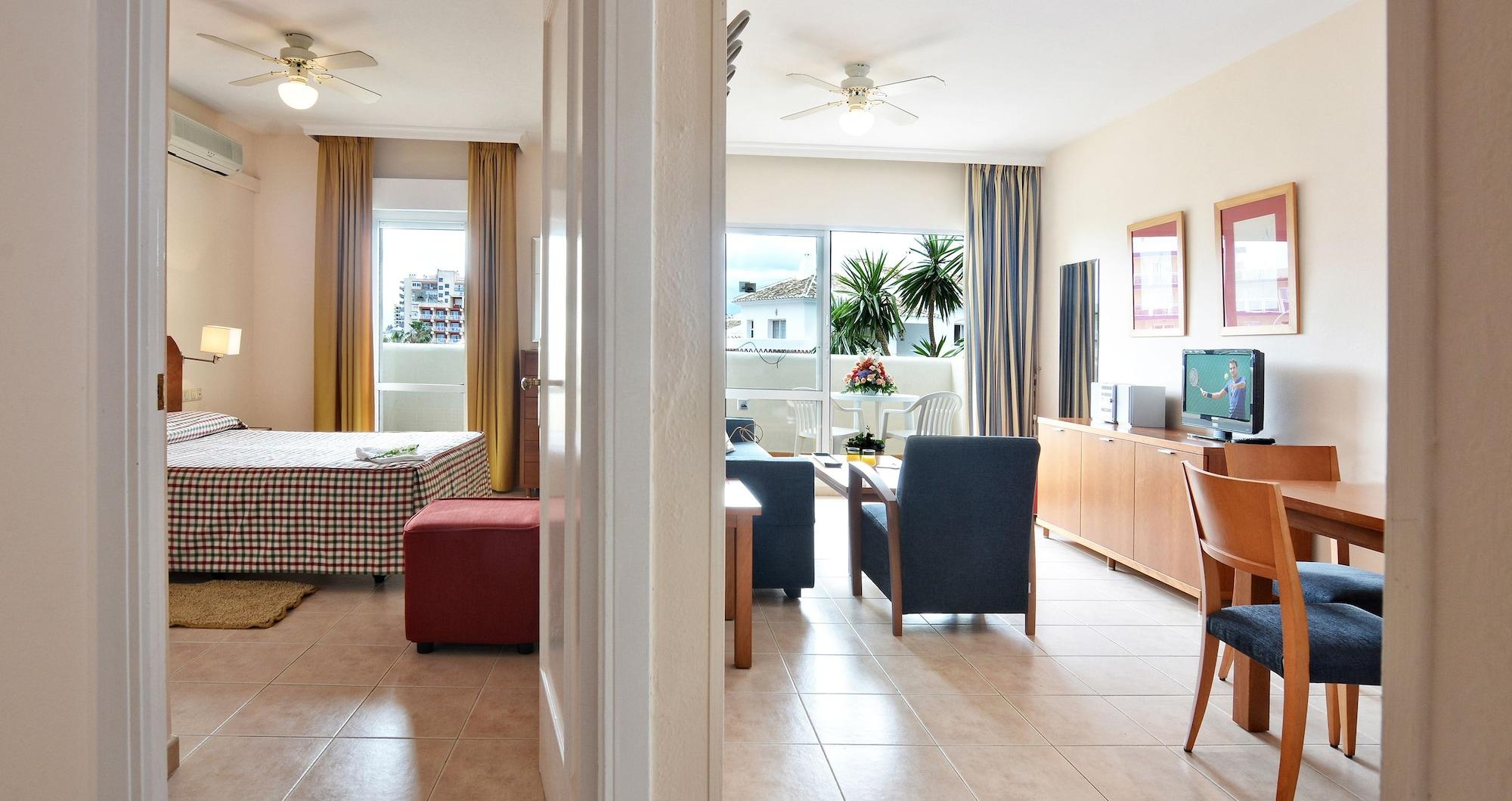 Clc Benal Beach Aparthotel Benalmádena Buitenkant foto