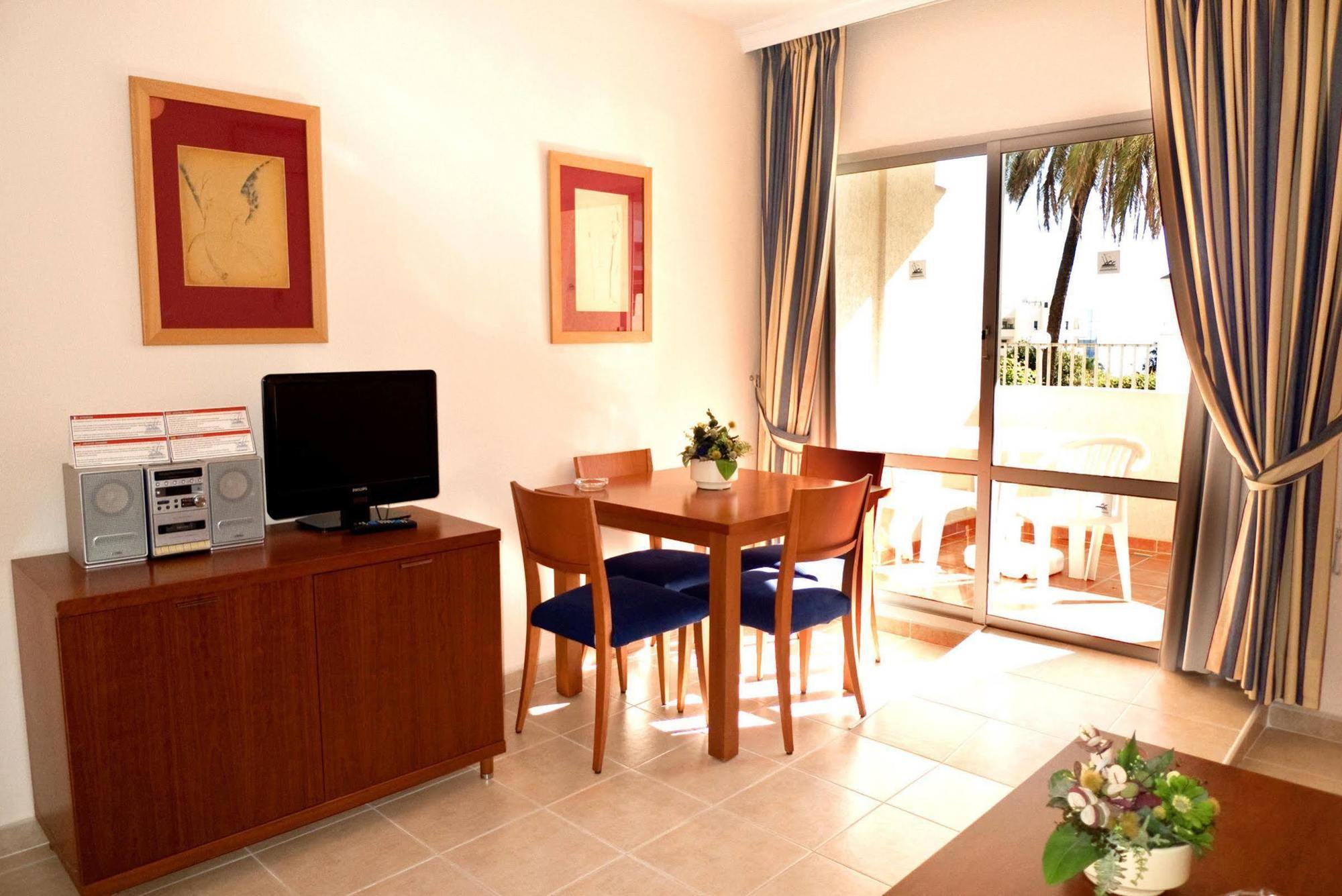 Clc Benal Beach Aparthotel Benalmádena Buitenkant foto