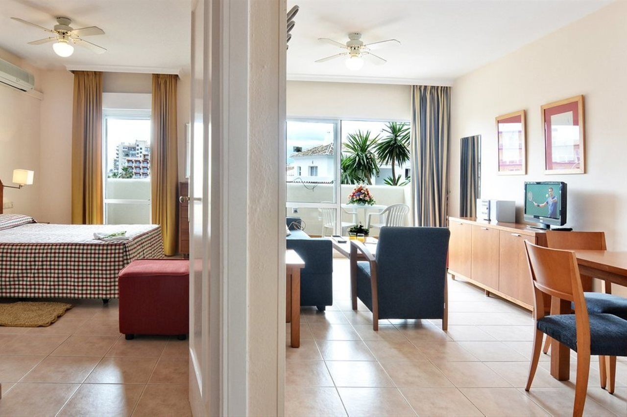 Clc Benal Beach Aparthotel Benalmádena Buitenkant foto